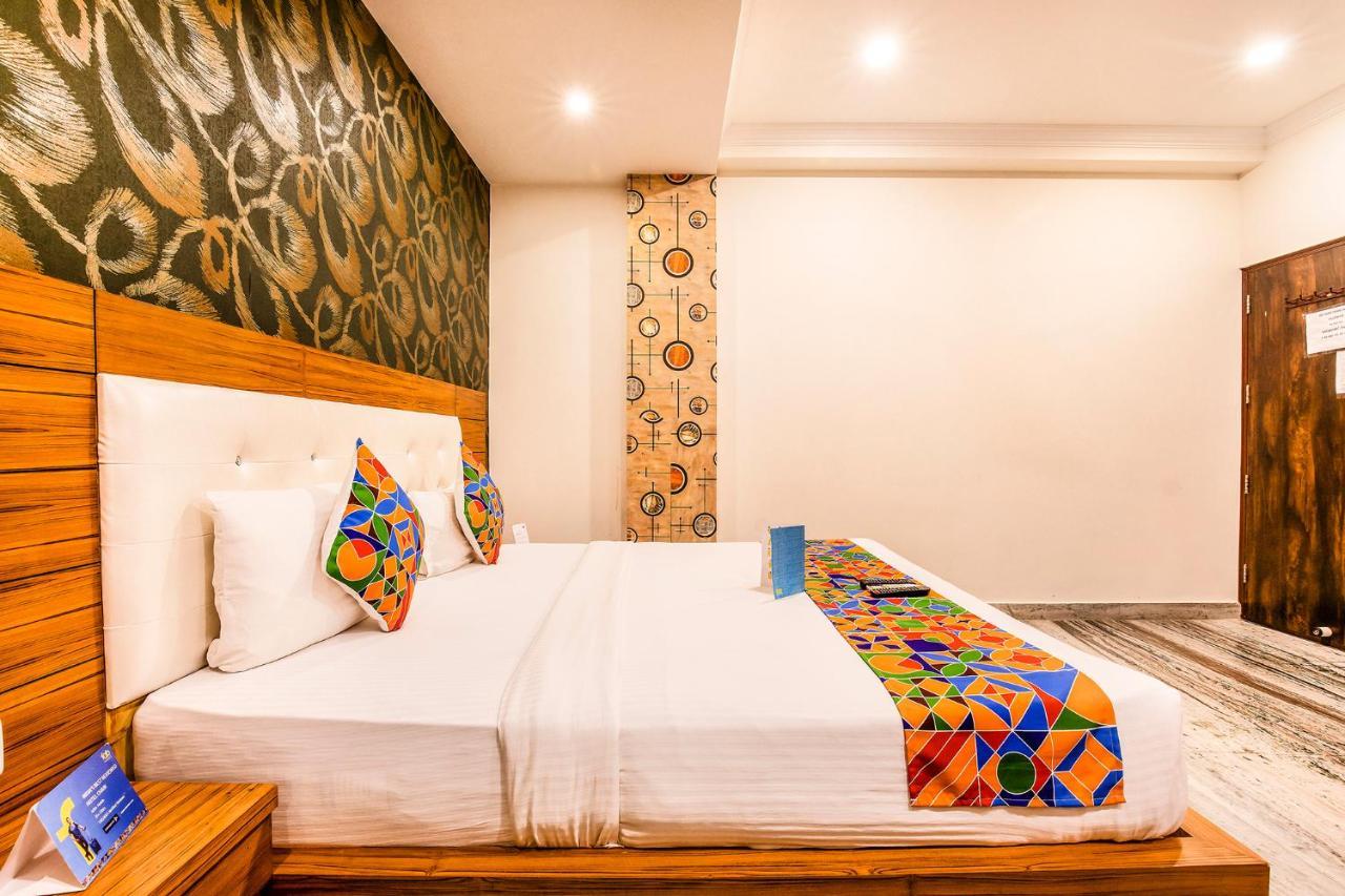 Fabhotel Shoba Estate Delhi Airport ニューデリー エクステリア 写真
