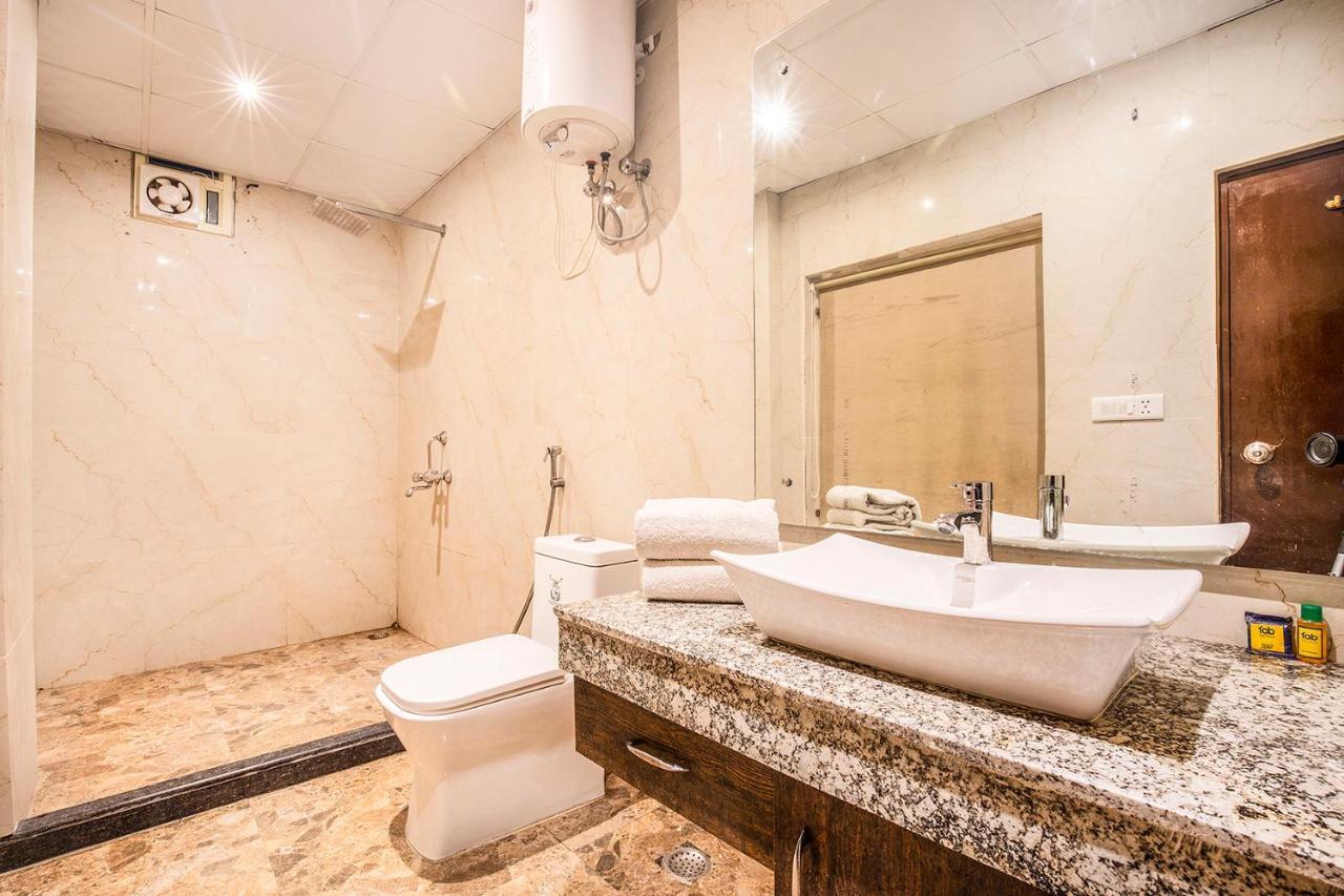 Fabhotel Shoba Estate Delhi Airport ニューデリー エクステリア 写真