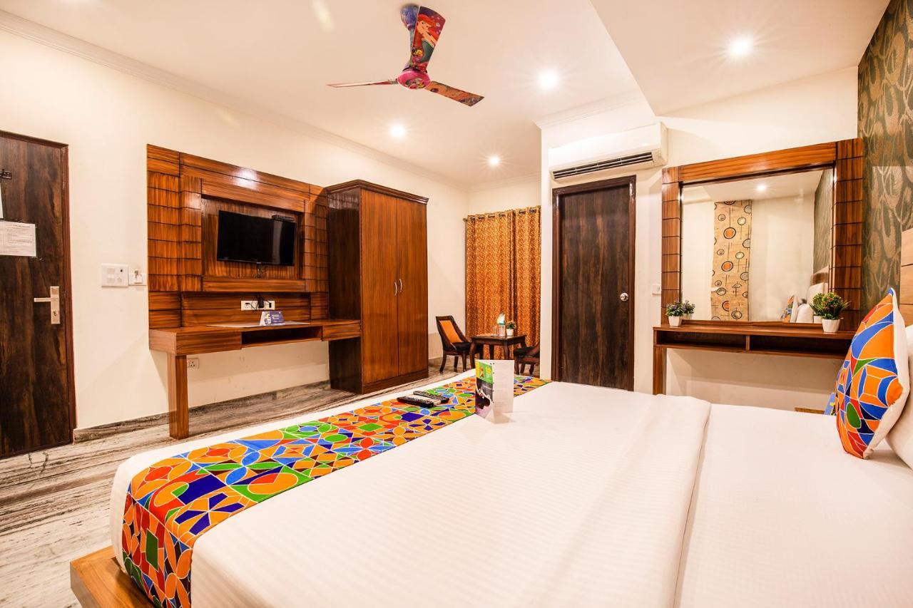 Fabhotel Shoba Estate Delhi Airport ニューデリー エクステリア 写真