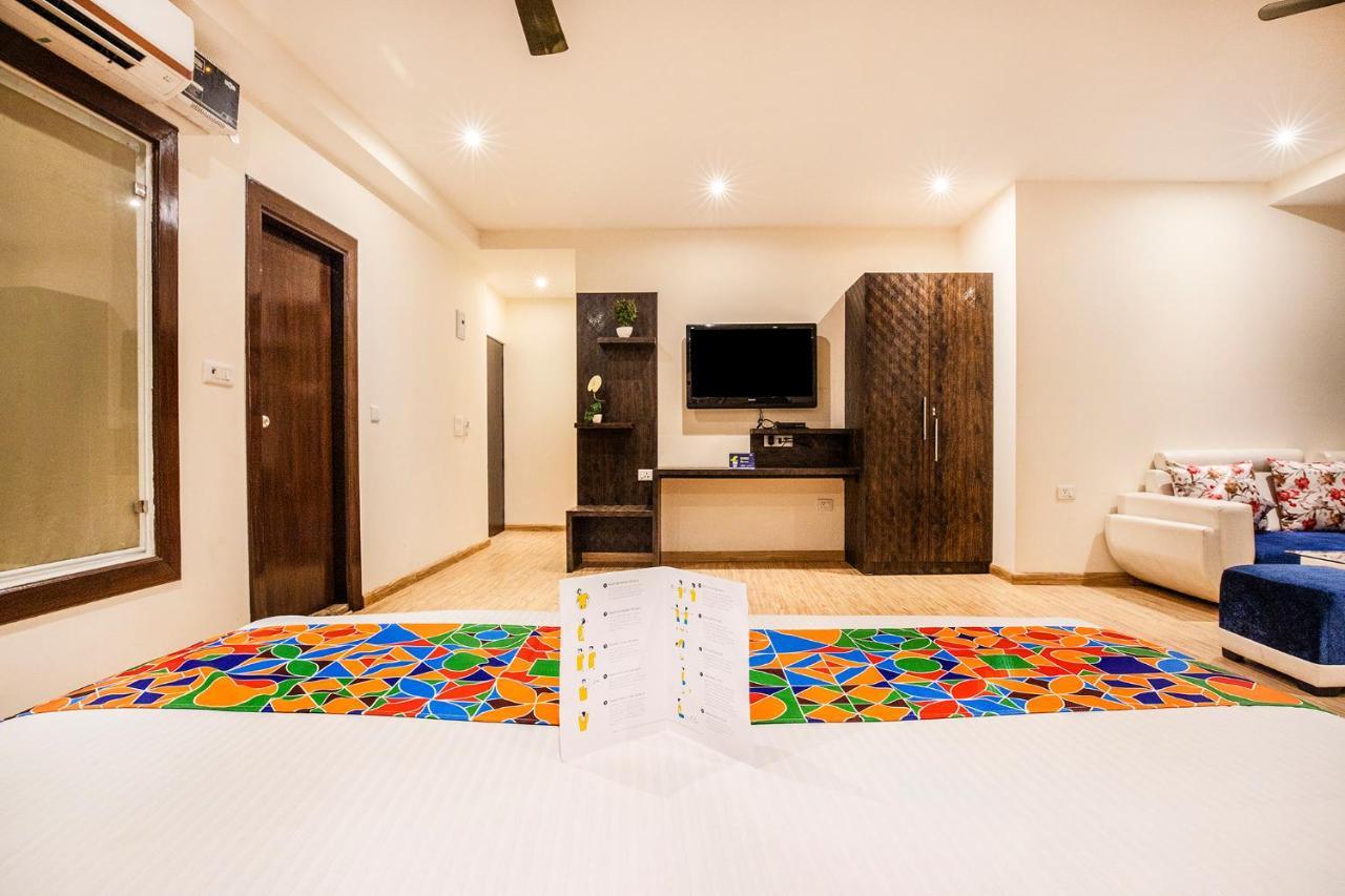 Fabhotel Shoba Estate Delhi Airport ニューデリー エクステリア 写真